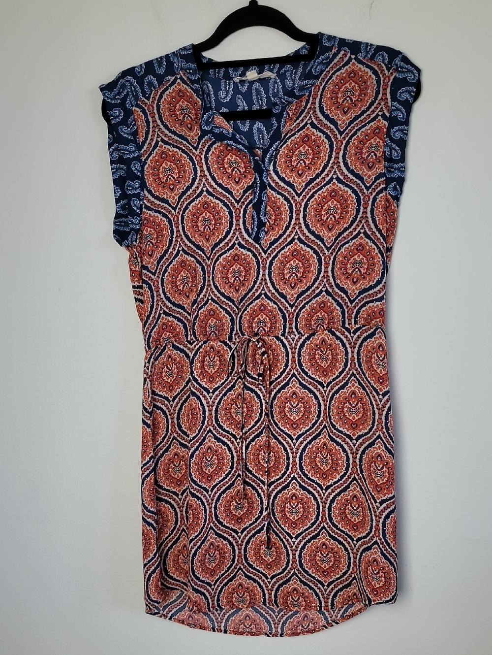 Olive & Oak drawstring waist casual dress Small